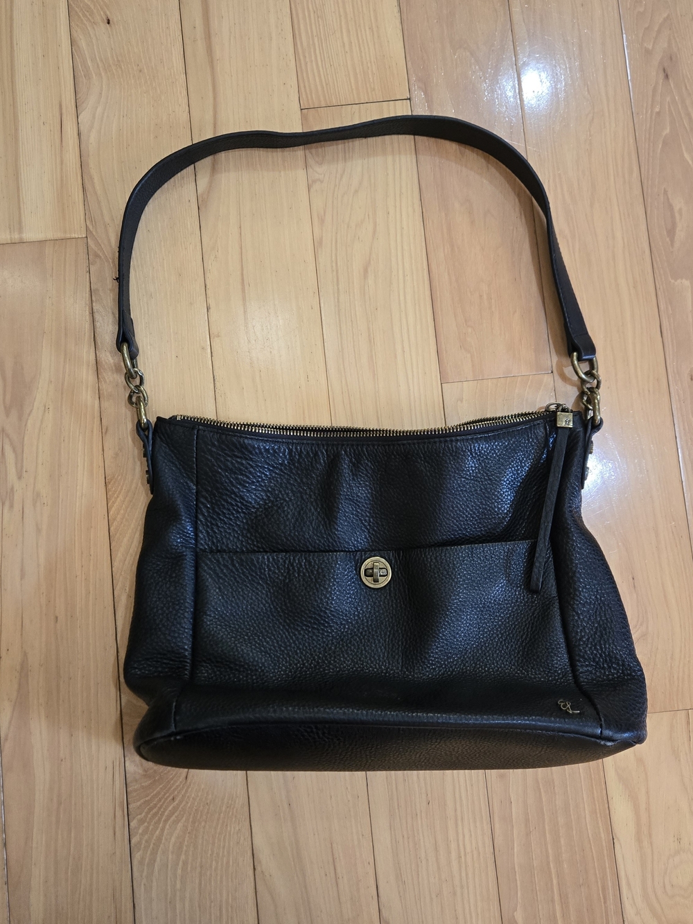 Vtg Elliot Lucca Black Pebbled Leather Shoulder Bag